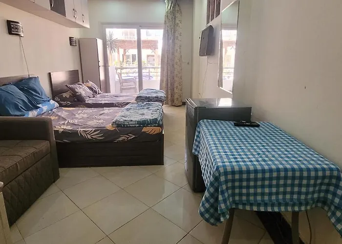With Free Private Furnished Near Senzomall Apartment Hurghada